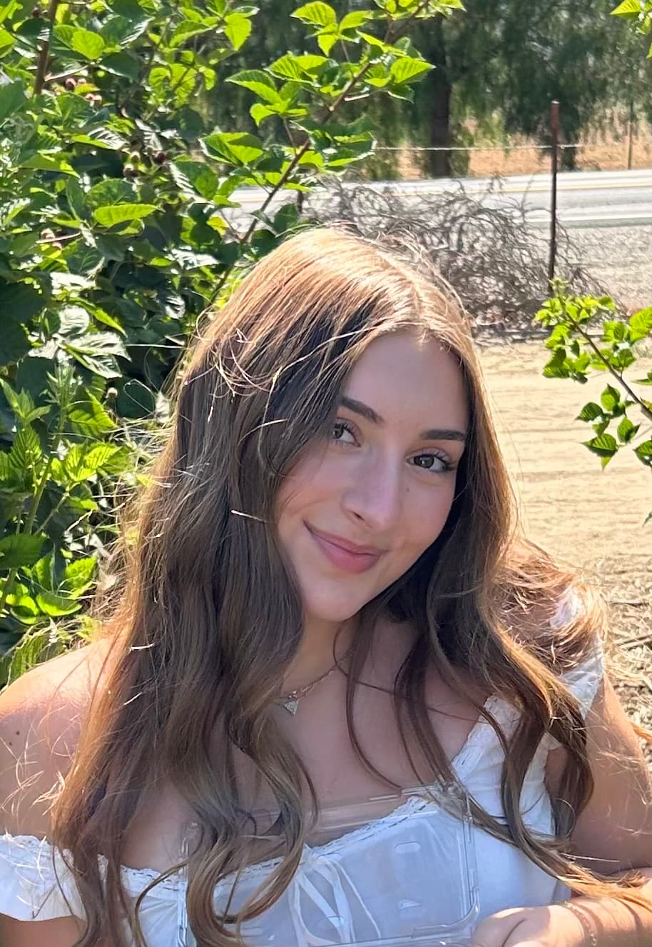 Sofia Alton